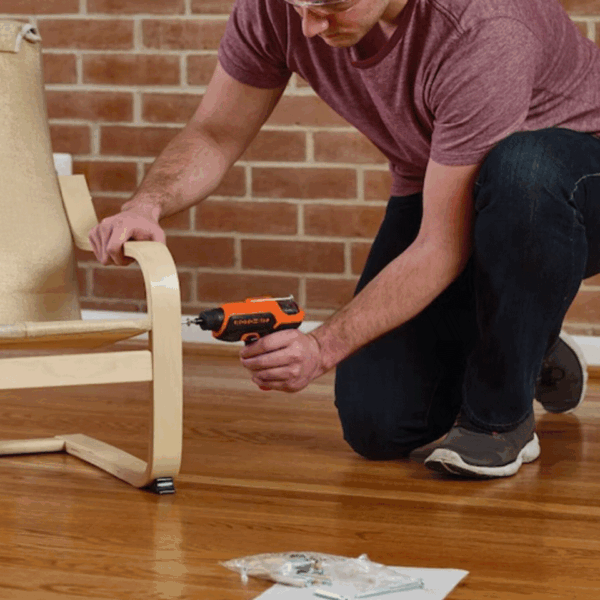 Visseuse sans fil LED avec 8 accessoires BLACK DECKER – Image 2