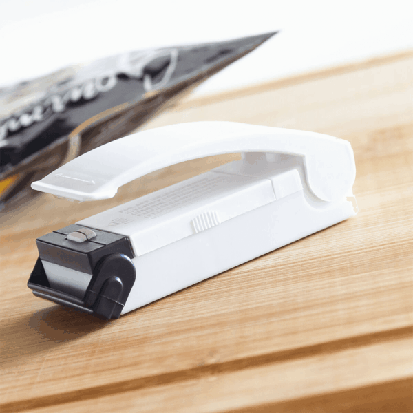 Machine à sceller pratique avec aimant InnovaGoods – Image 4